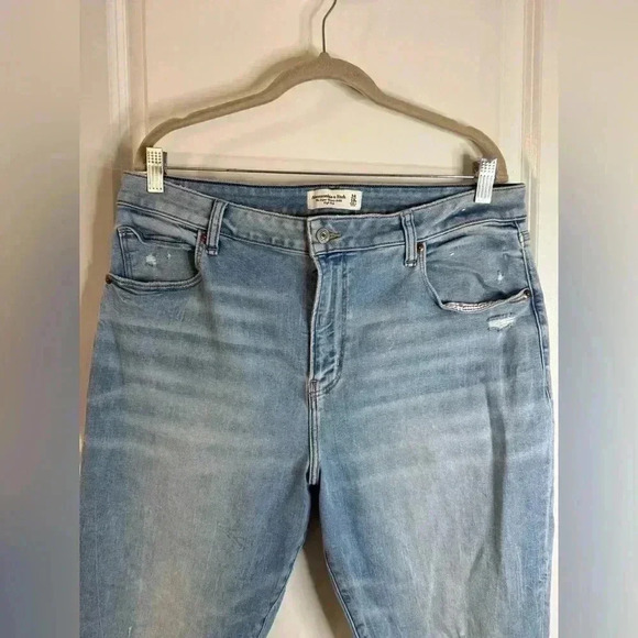 Abercrombie & Fitch Women’s Curve Love Super Skinny Ankle High Rise Jeans - Picture 2 of 6